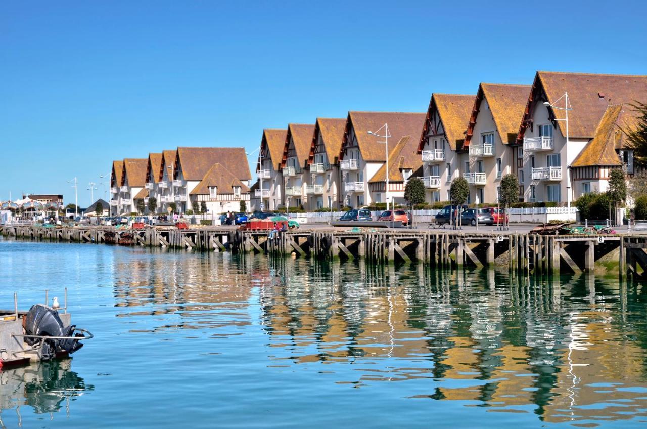 Appartement spacieux avec balcon - à 50m de la plage Courseulles-sur-Mer Exterior foto