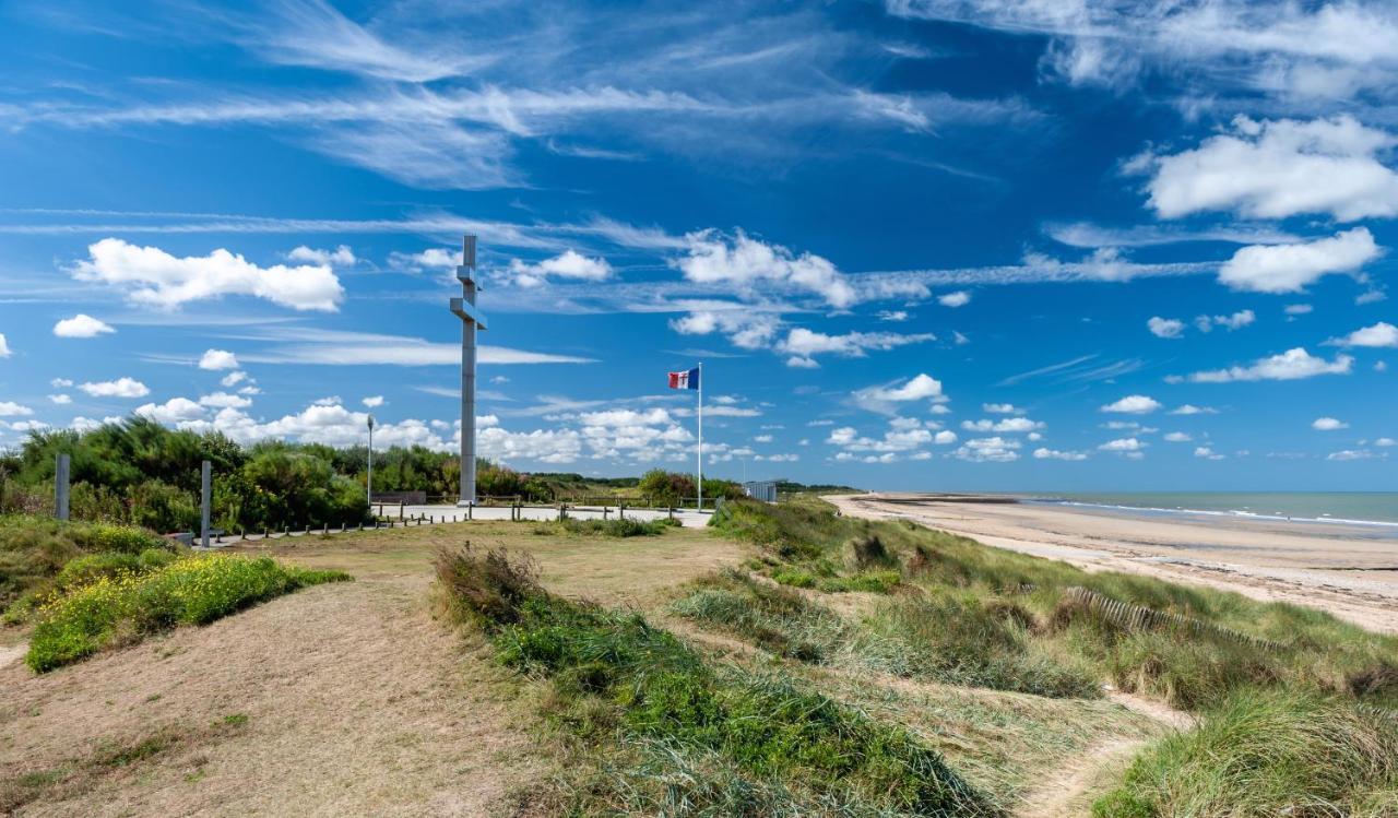 Appartement spacieux avec balcon - à 50m de la plage Courseulles-sur-Mer Exterior foto
